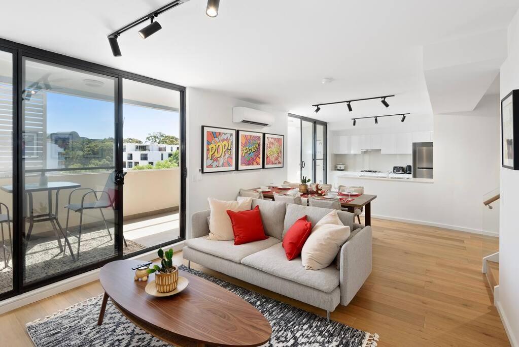 Amazing Penthouse In Waterloo *