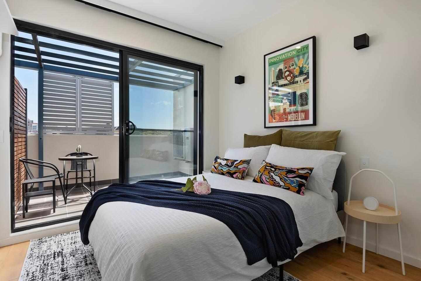 Amazing Penthouse In Waterloo * Sydney